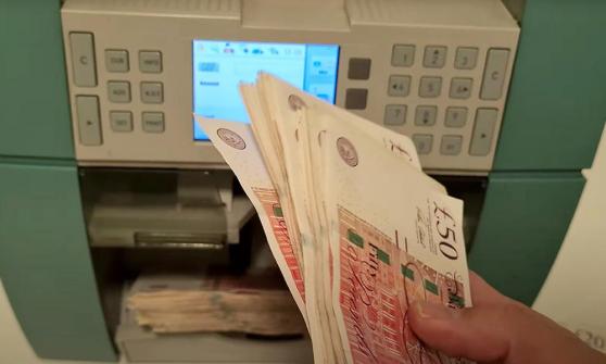 英镑高位回撤，但中期上行结构仍在